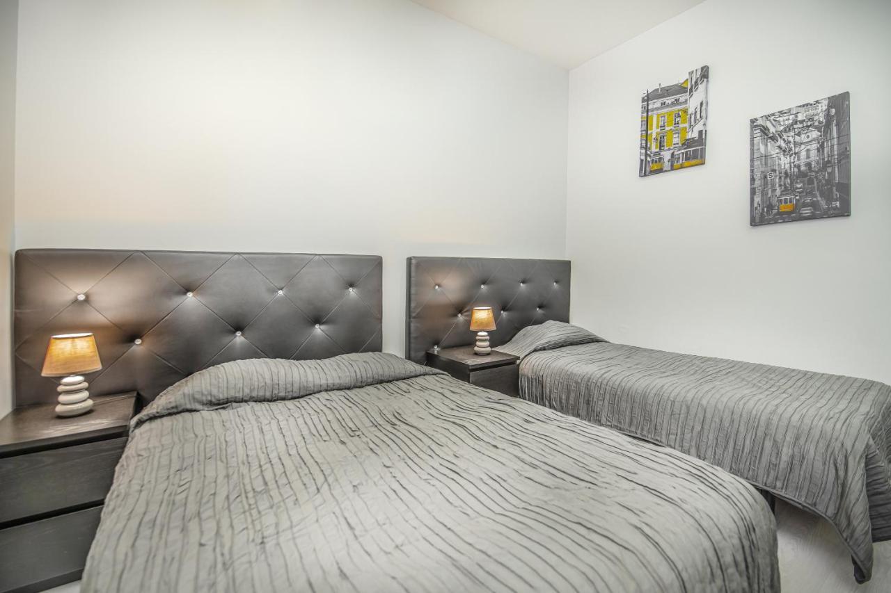 Apartamentos Lux Dinastia Lisbon Exterior photo