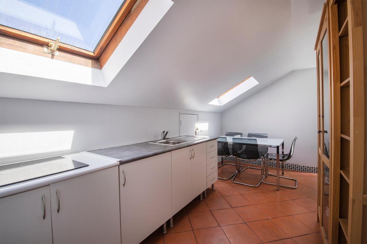 Apartamentos Lux Dinastia Lisbon Exterior photo