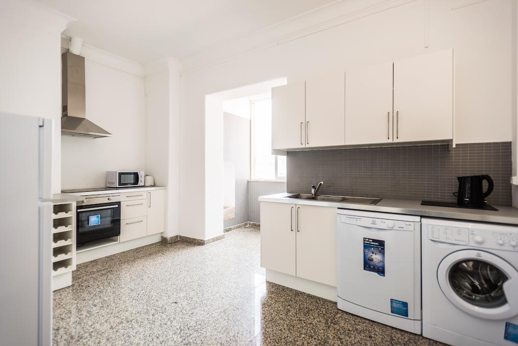 Apartamentos Lux Dinastia Lisbon Room photo