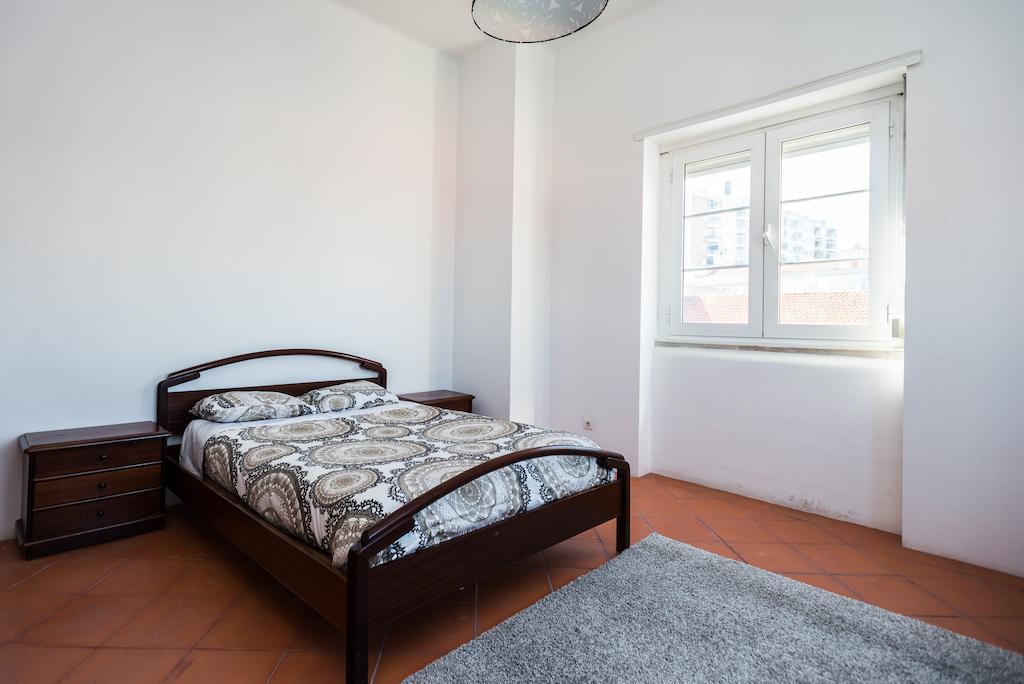 Apartamentos Lux Dinastia Lisbon Exterior photo