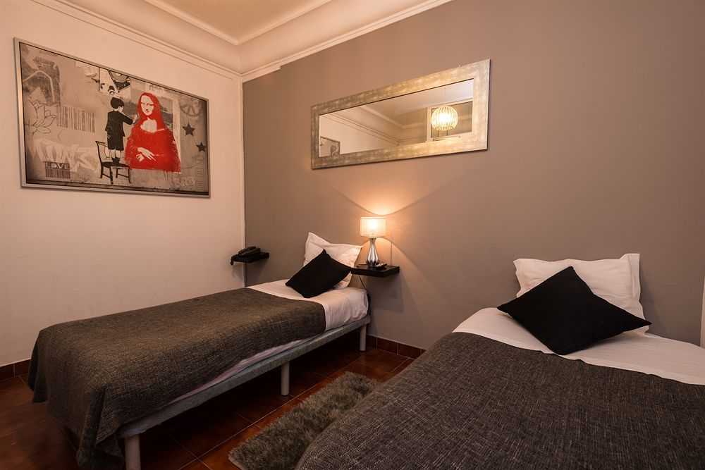 Apartamentos Lux Dinastia Lisbon Exterior photo